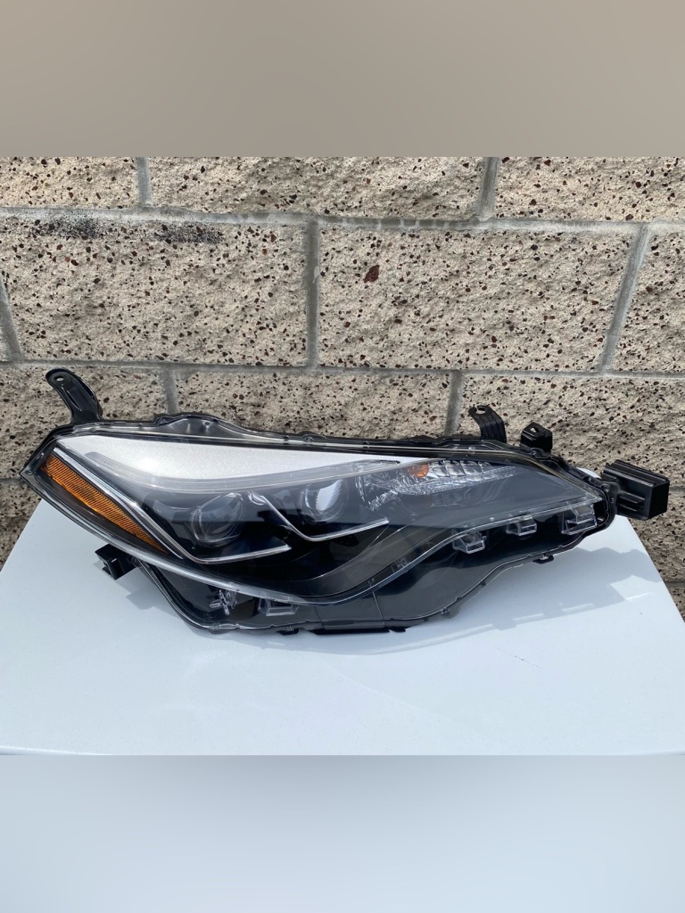 OEM LED headlight assembly for 2017–2019 Toyota Corolla (Right/Passenger side)